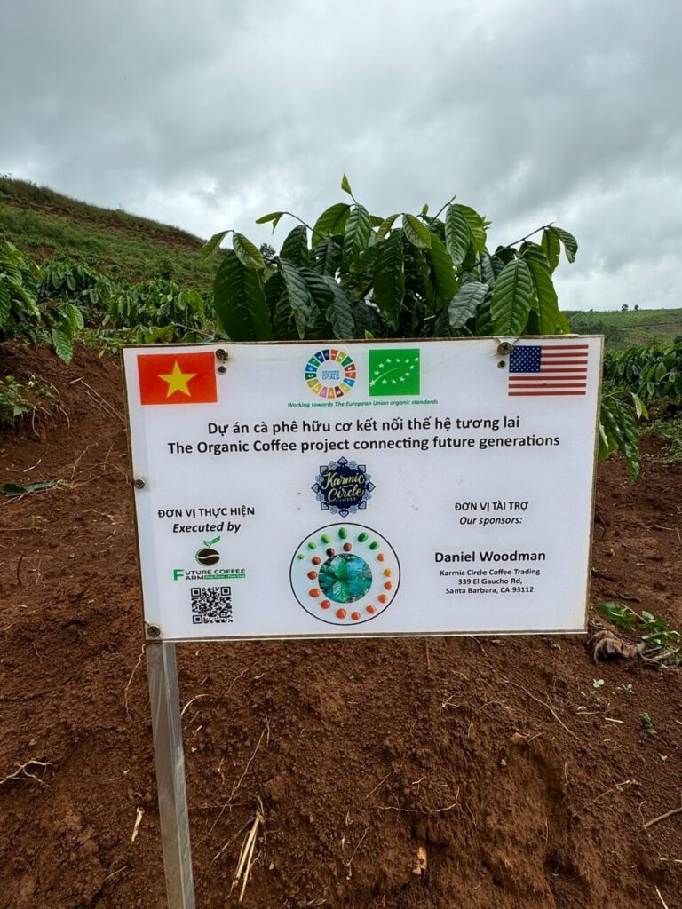 Ảnh Khách Hàng KARMIC CIRCLE COFFEE DANIEL WOODMAN | Future Coffee Farm